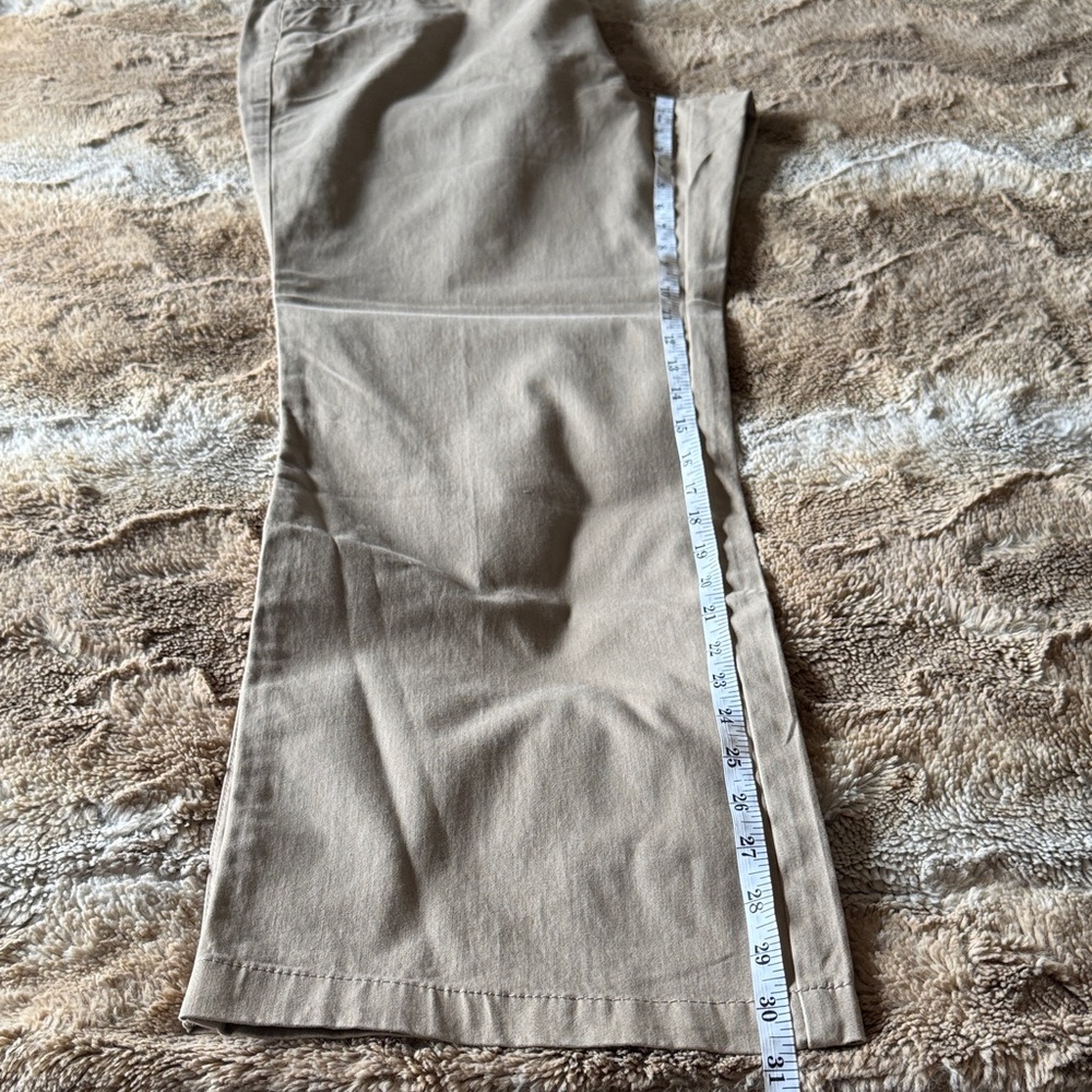 Dockers Women’s Khaki Pants – Size 16 Short (NWT) Hello Smooth Fit - Picture 4 of 10